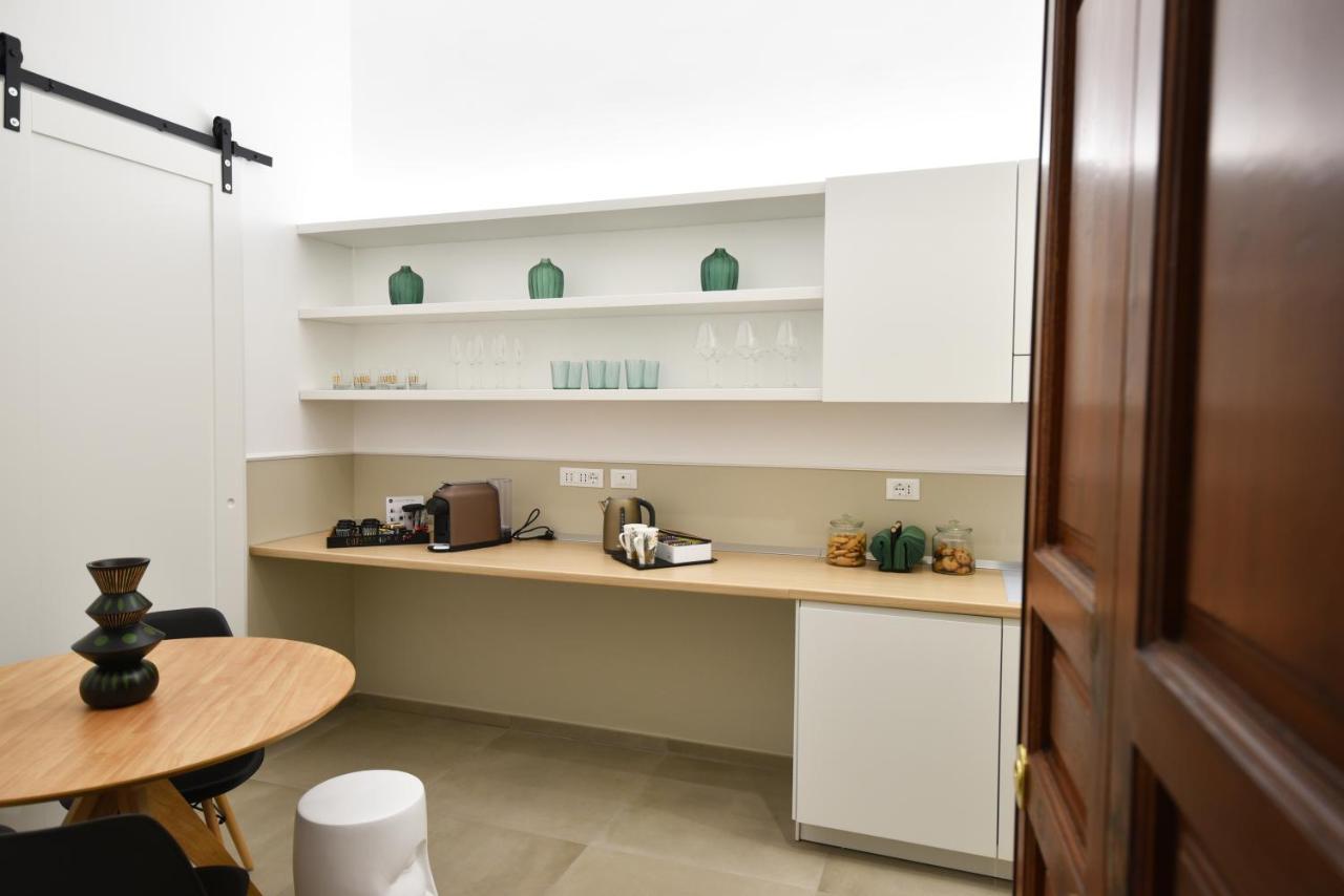 First Floor B&B Bari Buitenkant foto